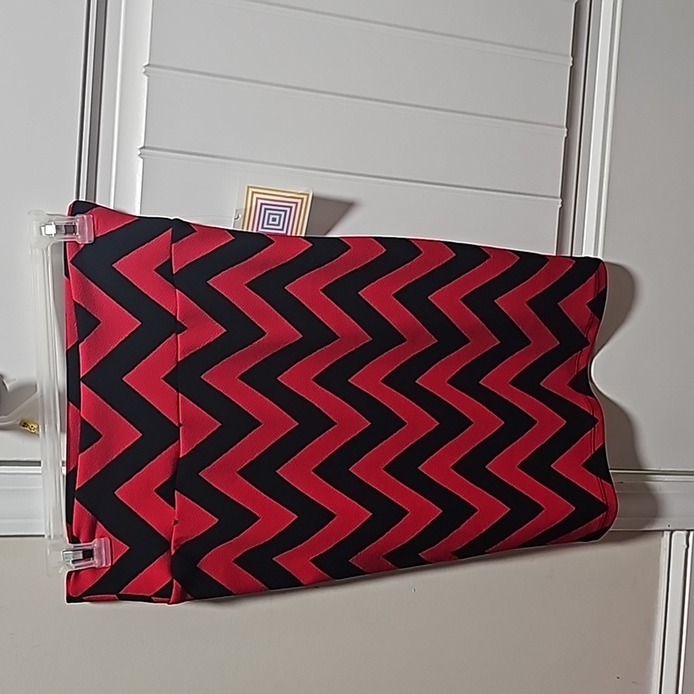 NWT Lularoe Cassie Skirt size S